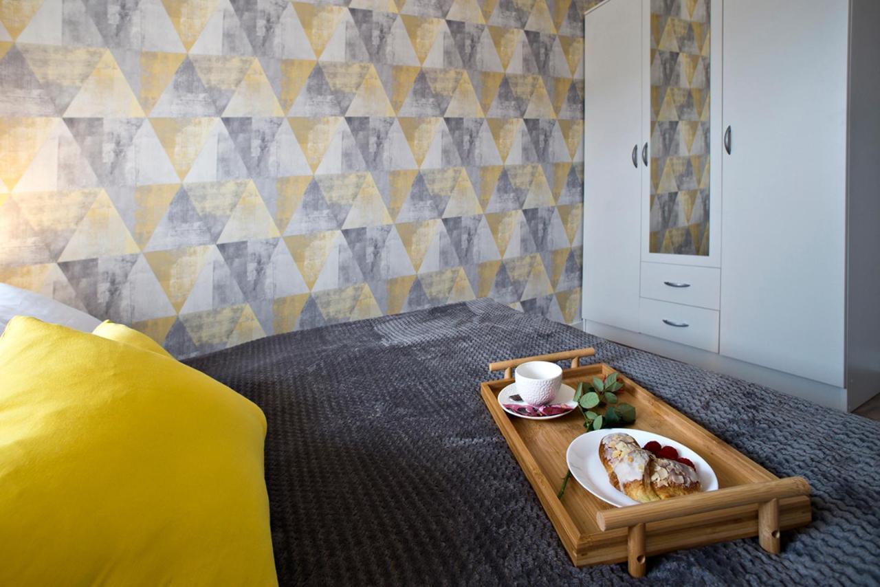 Komputerowa Serviced Apartments By P&O وارسو المظهر الخارجي الصورة