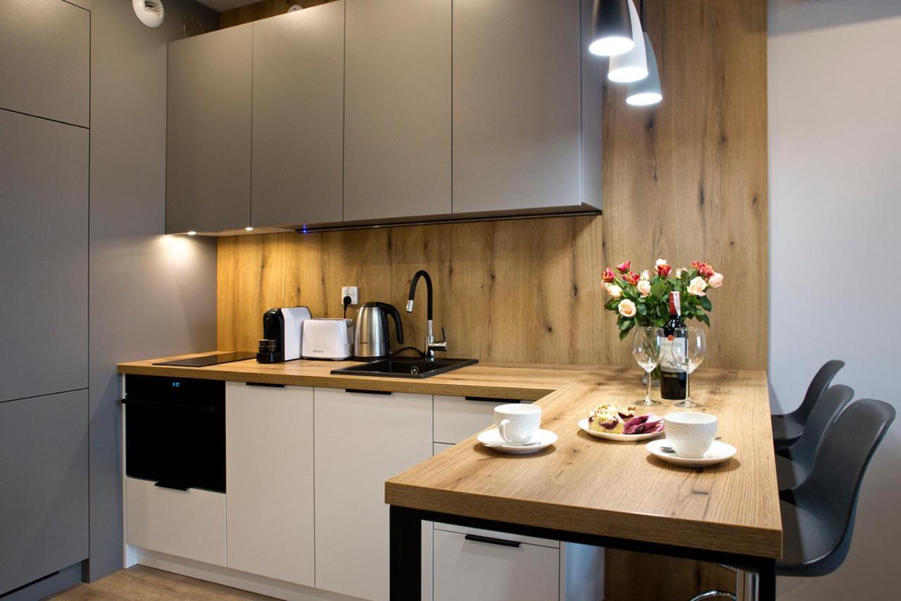 Komputerowa Serviced Apartments By P&O وارسو المظهر الخارجي الصورة