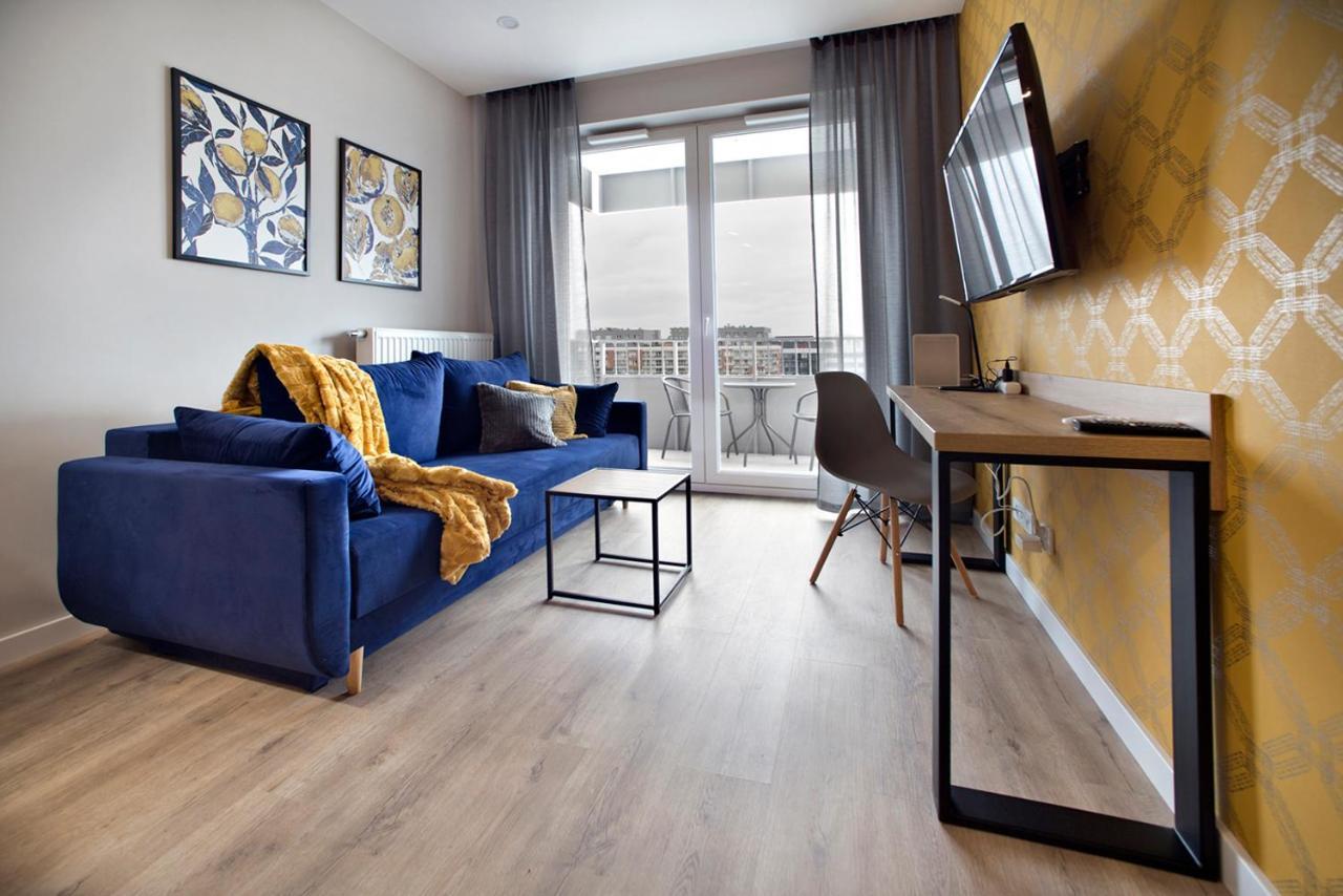 Komputerowa Serviced Apartments By P&O وارسو المظهر الخارجي الصورة